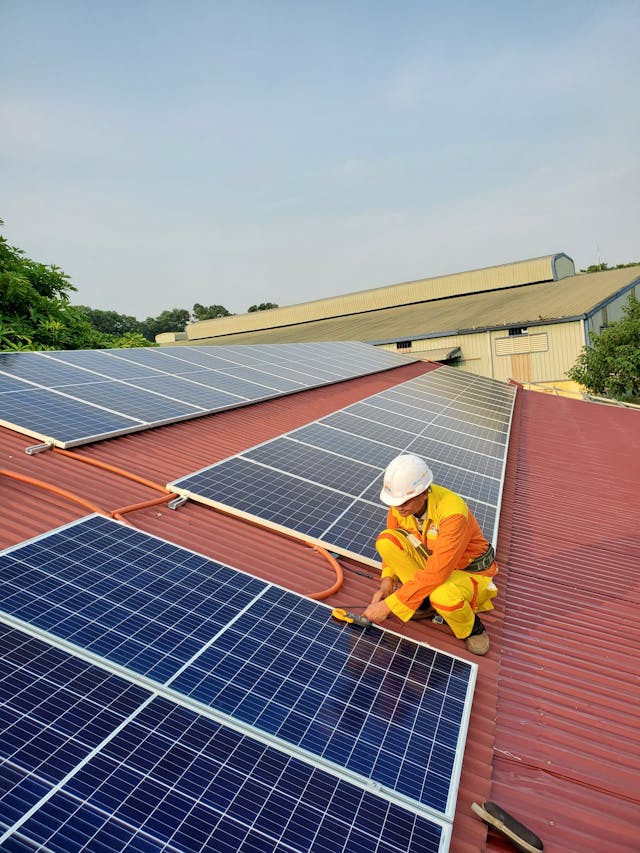 Bifacial Solar Panels: The Future of Solar Energy in Orlando